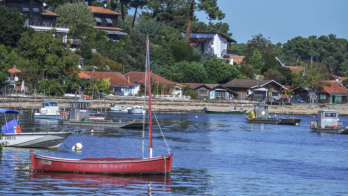 balade sur le bassin d'arcachon à la découverte des villages ostréicoles du cap ferret